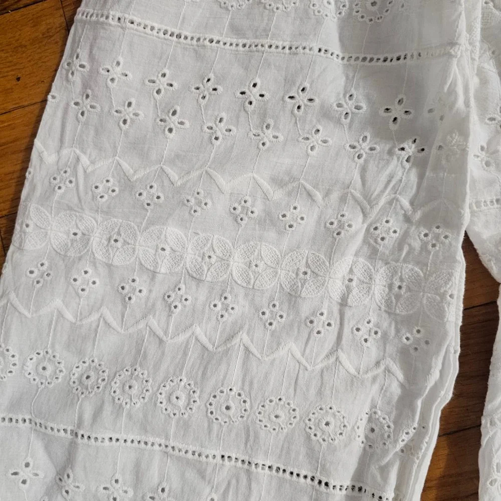 Tularosa women white